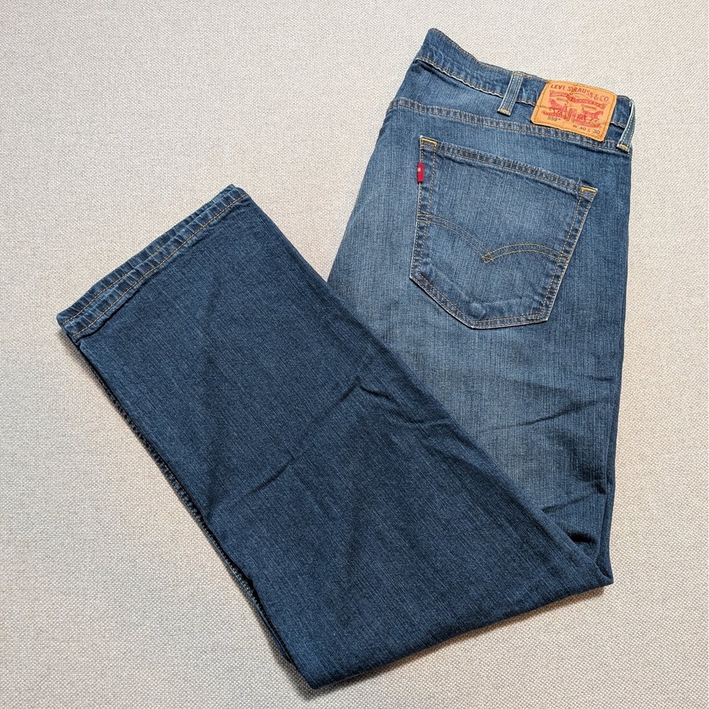 Levi's 559 Men's Relaxed Straight Jeans W40 L30 Mid Wash Stretch Denim Blue